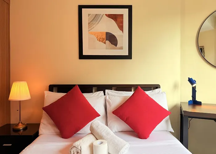 Comfy With Fast Wifi Near Moa By One Guest Place Manila